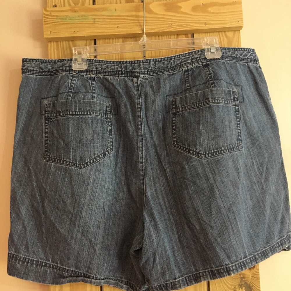 Natural Reflections jean shorts
